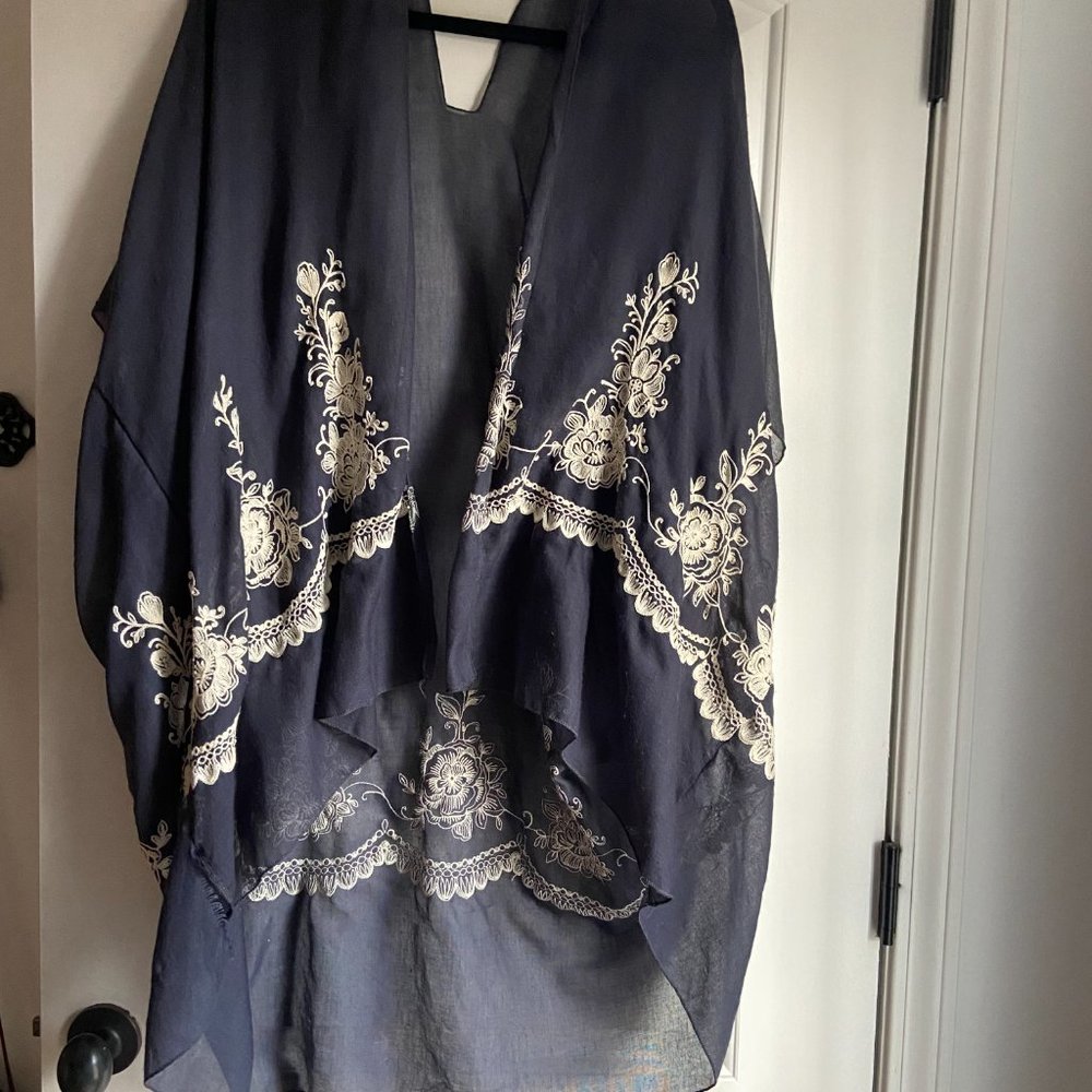 Blue and White Lace Wrap